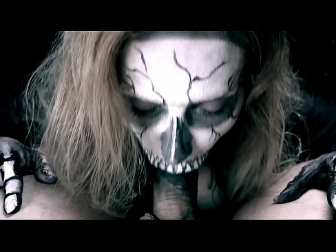 ❤️ Rapariga demoníaca a chupar pilas com a sua boca negra e a engolir esperma. ❤ Porno vídeo em porno pt.japangaysex.ru ﹏